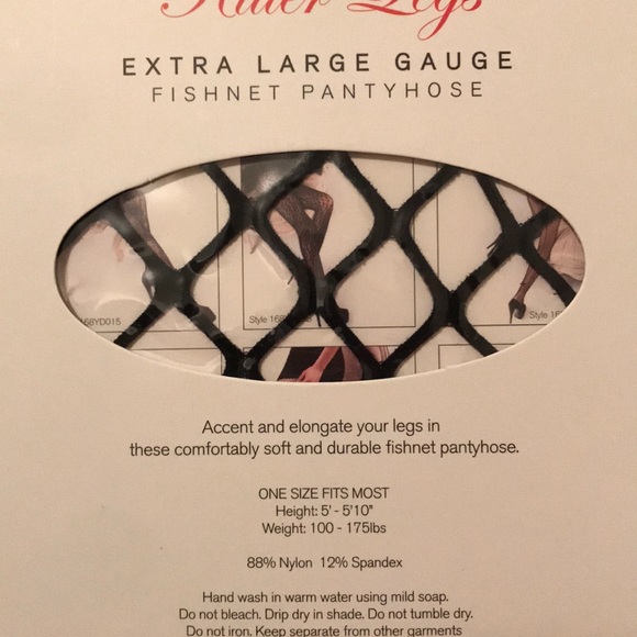 Sexy Fishnet pantyhose! - Picture 4 of 4